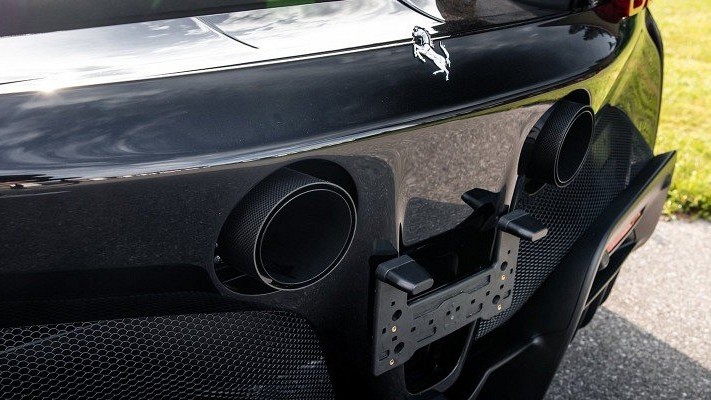 Photo of Novitec CARBON - STAINLESS STEEL TAILPIPES for the Ferrari SF90 - Image 2